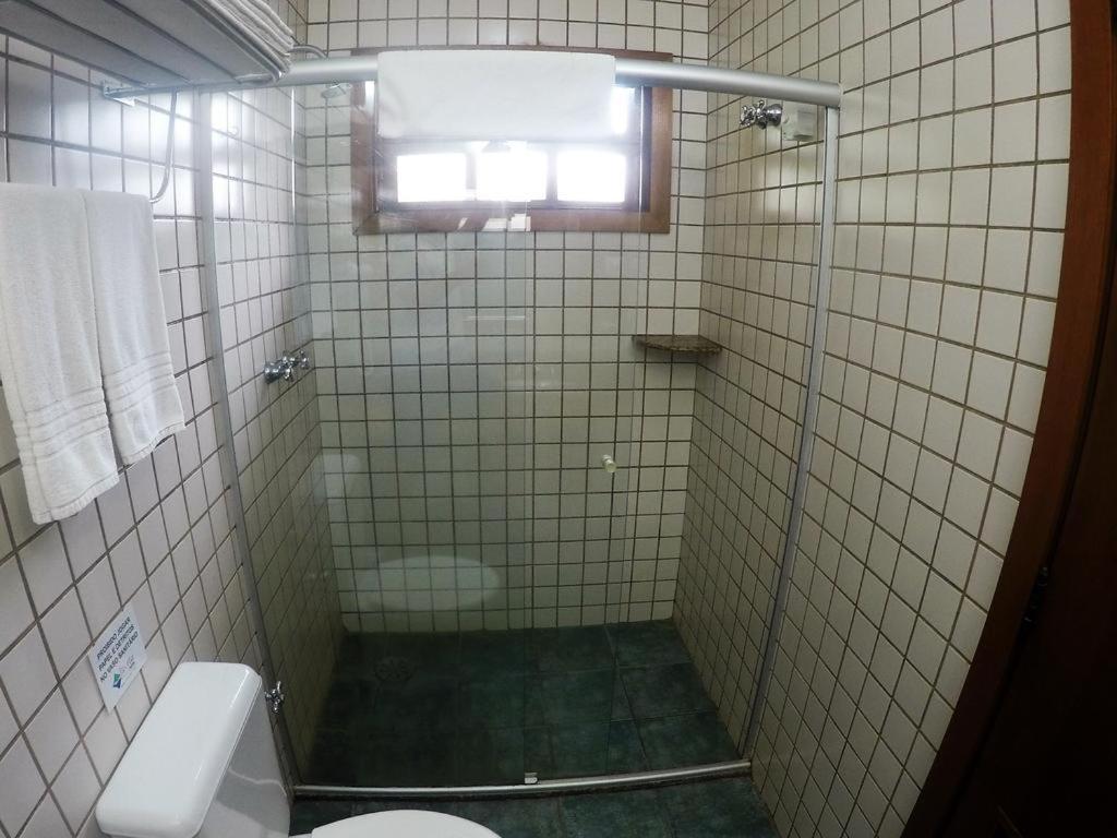 Apartamentos Schiavetti-Ilha Flat Hotel-Ilhabela 1202 room 6